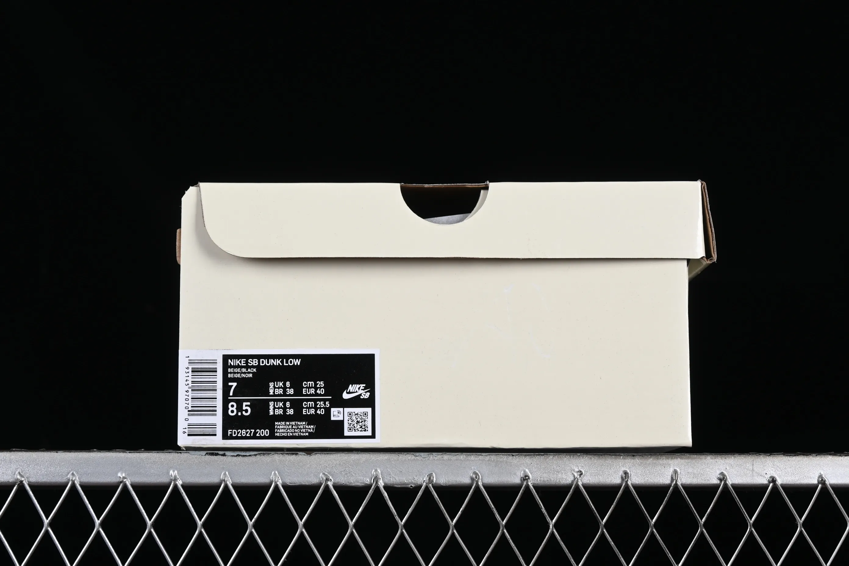 All Categories Nk SB Dunk Series Nk SB Dunk Low Low-top Sneakers J Version Albino & Preto